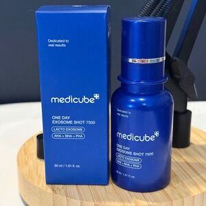 Medicube • One Day Exosome Shot 7500 • Pore Ampoule 30ml AHA BHA PHA Serum • New
